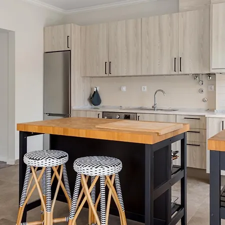 Bright Coastal Retreat In *