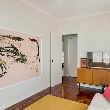 Bright Coastal Retreat In *