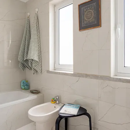 Appartamento Bright Coastal Retreat In Costa da Caparica